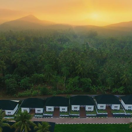 Irinjalakuda Magic Land Resorts Athirapally المظهر الخارجي الصورة